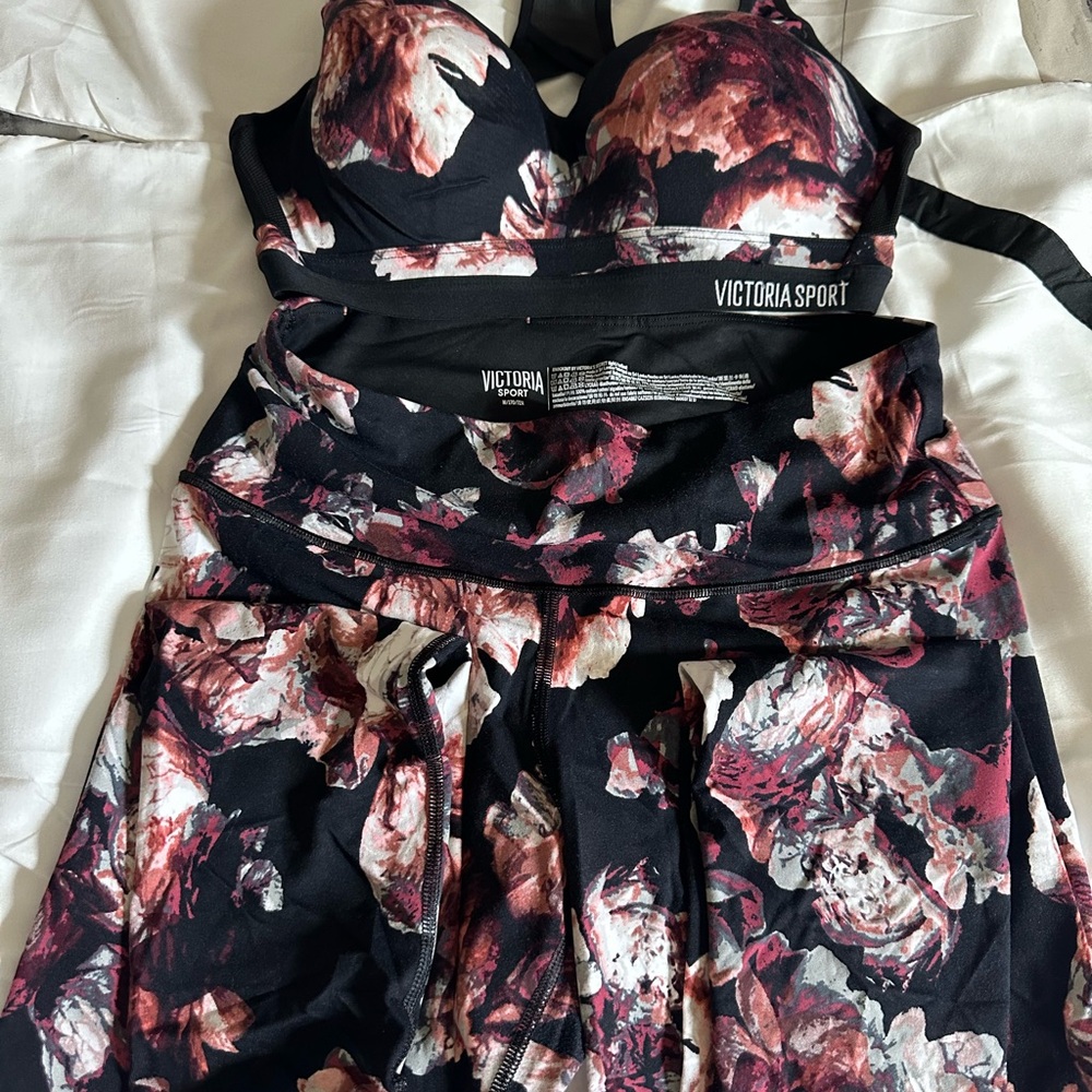 Victoria Secret Sport Outfit